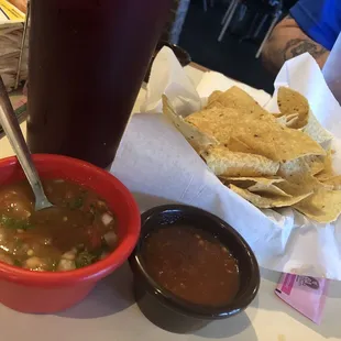 Salsa bean soup and Chip