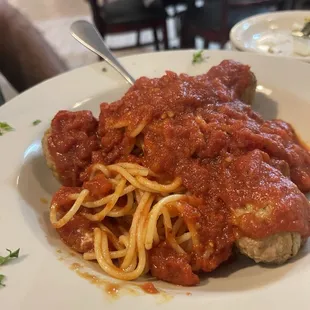 Spaghetti with meat balls