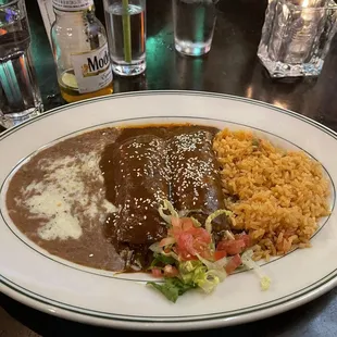 Chicken enchiladas mole