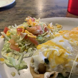 See the lettuce?! Why oh why?!