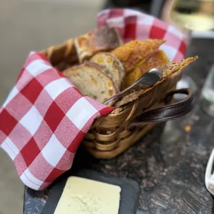 Bread basket
