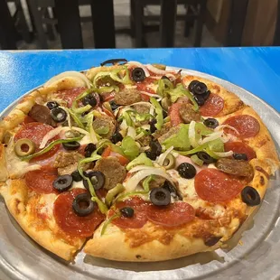 House Pizza without extra cheese and mushrooms