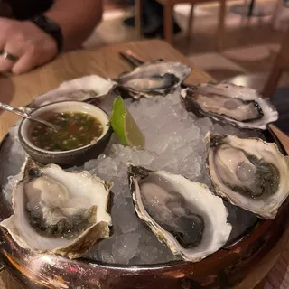 WEST COAST OYSTERS*