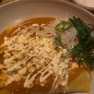 CHICKEN TINGA ENCHILADAS