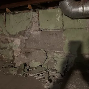 This is where the mice are able to get in. Bricks breaking apart leaving gaps.