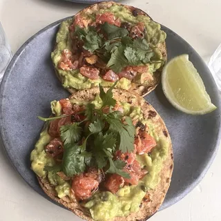 TOSTADAS DE ATUN