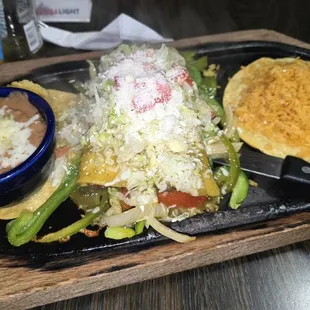 Green enchiladas with Asada