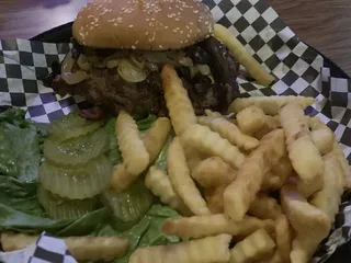 Bruff's Bar & Grill