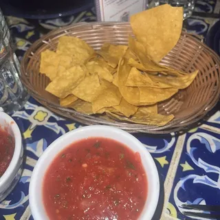 Chips and Pint Salsa and Guacamole to Go