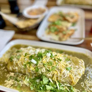Chicken verde burrito