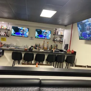 Sports bar and amazing Mexican food!
