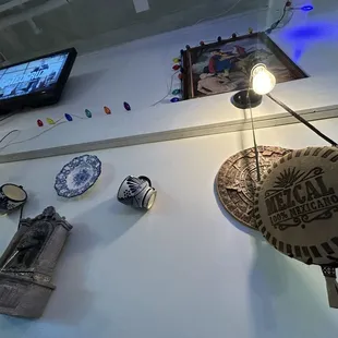 Cute cultural ambiance enriched the space.