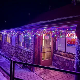 Sweet little entrance