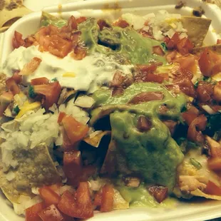 such yummy nachos! beware they only have refried beans though for any of you vegetarians out there!