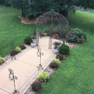 Gazebo-beautiful setting for a wedding