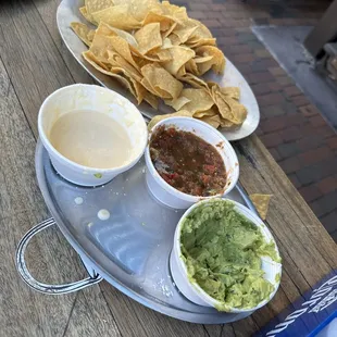 Dip trio