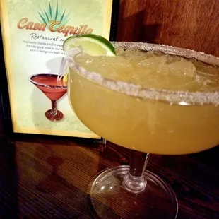 Peach Margarita on the rocks (Large)