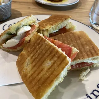 Focaccia Caprese