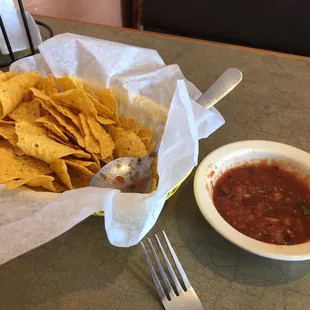 The salsa and chips were good! Nice amount of spicy with a slightly roasted flavor