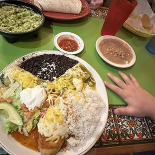 Veggie Platter, Macho Burrito, Guacamole Dip