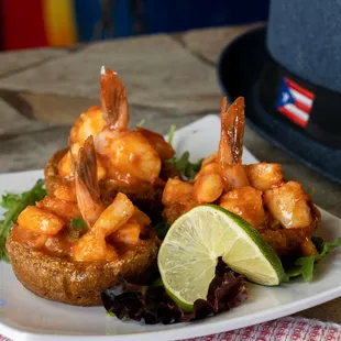 Canastas rellenas de mariscos, una verdadera delicia
