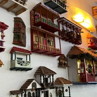 Colombian casita decor