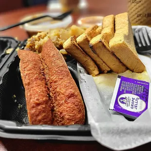 The deep-fried half-smoke was deep-fried and overcooked. Who deep fries half-smokes? Strange.