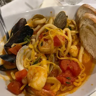 Seafood Linguine