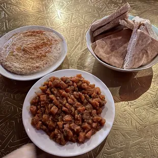 Hummus Salad with Hammam Dinner