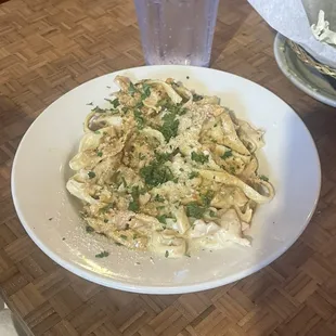 Fettuccine Alfredo