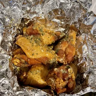 Garlic parm wings