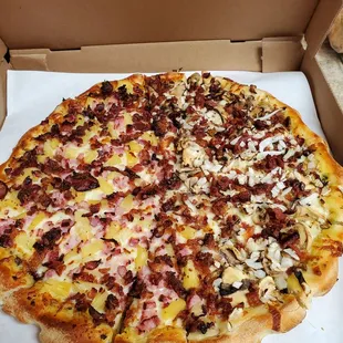 Half pineapple , bacon,  and ham and half Bacon,  mushroom,  and onion...