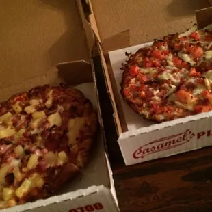 specialty pizzas!! hawaiian and BTO.