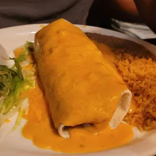 Steak burrito with wueso