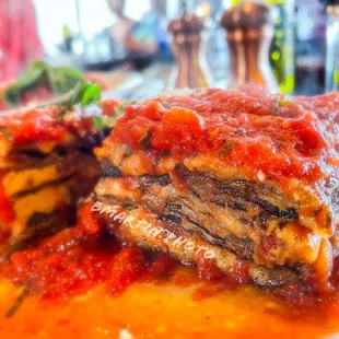 I get hungry every time I look at this amazing eggplant lasagna. Sofa king good!