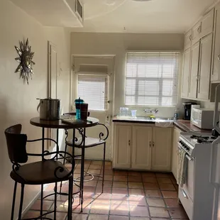 Cozy, sunlit kitchen