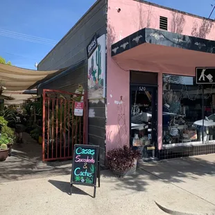 Small doorway but thousands of plants!