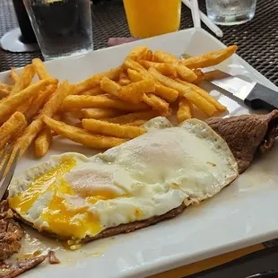 Bistec a Caballo and Fresh Squeezed Orange Juice