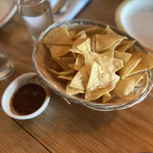 Chips &amp; salsa