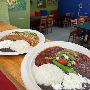 Left: enmoladas(mole enchiladas) right: puerco Ala cascabel(pork stew).