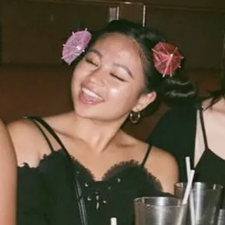 Lia G.