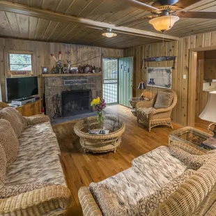 Zeb's cabin gathering room