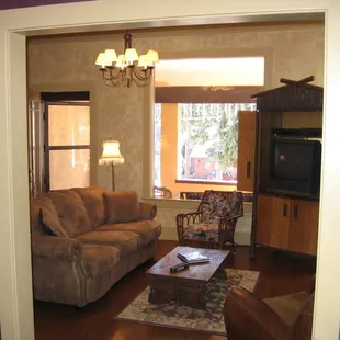 Ramona's cottage gathering room