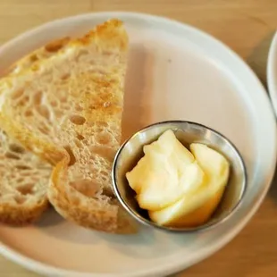 Cold butter and cold toast don't work