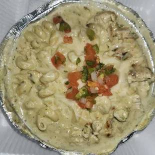 TERRIBLE.   DO NOT ORDER GREEN CHILE CHICKEN PASTA