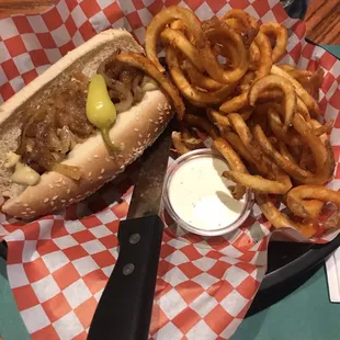 Brat and curly flies