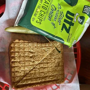 Trio grilled cheese