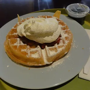 Waffle w/Strawberries