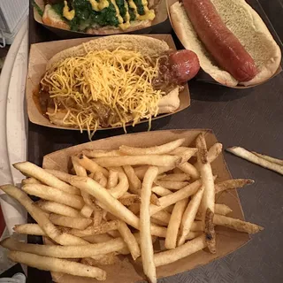 Plant-based Chicago-style Dog