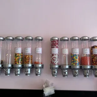 This looks so tacky! Why have them up if they can&apos;t be filled